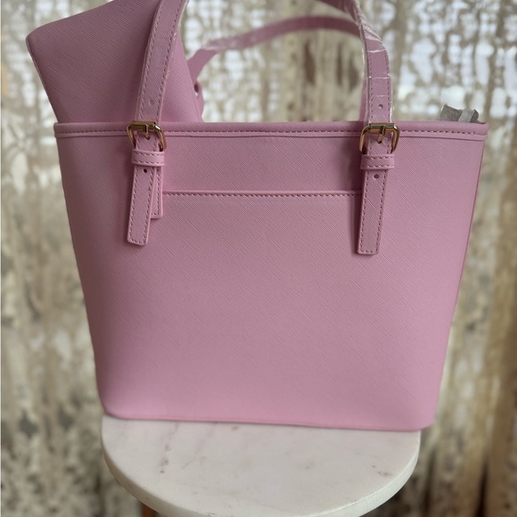 Valentino Orlandi Pink Saffiano Tote Bag
NWT Gold Hardware + Pouch - Picture 3 of 5